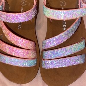 Cute new baby shoes have the box never worn